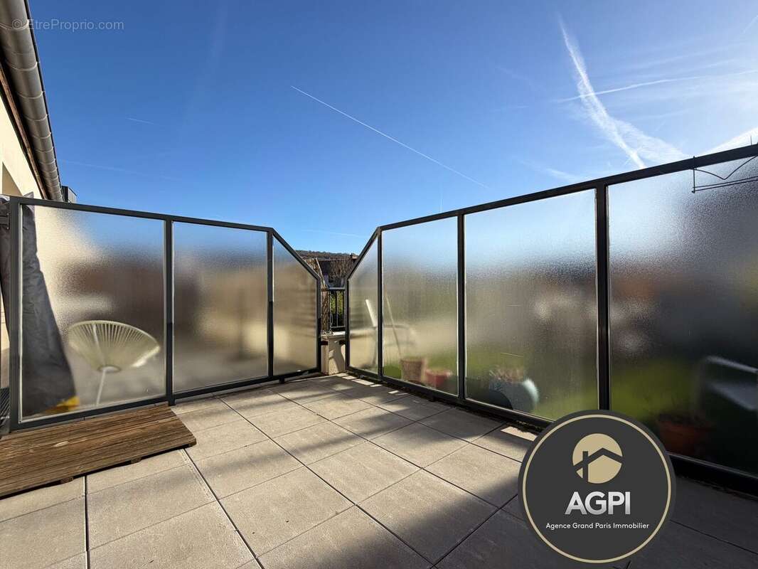 Appartement à SAINT-REMY-LES-CHEVREUSE