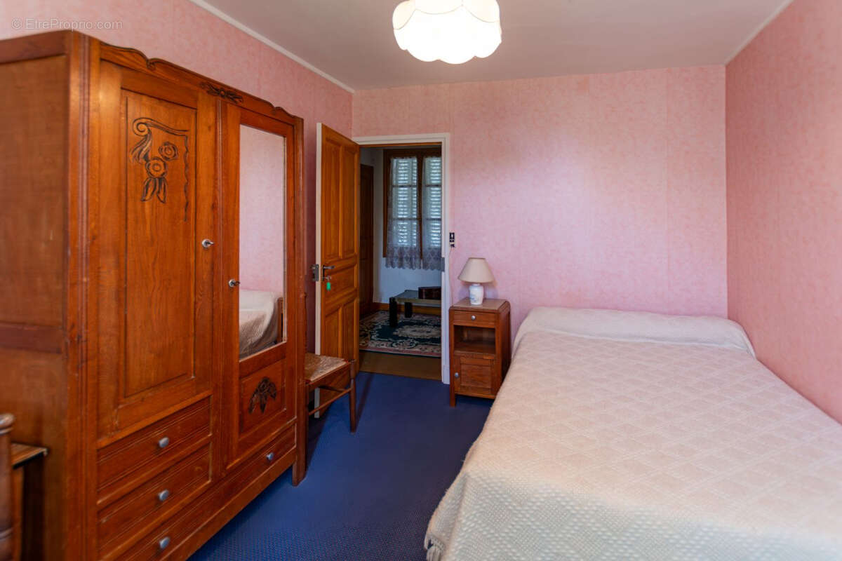 Maison à SAINT-BONNET-DE-SALERS