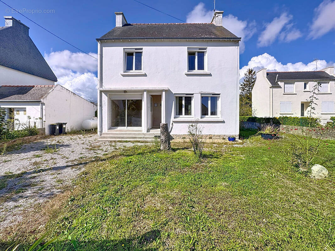 Maison à MELGVEN