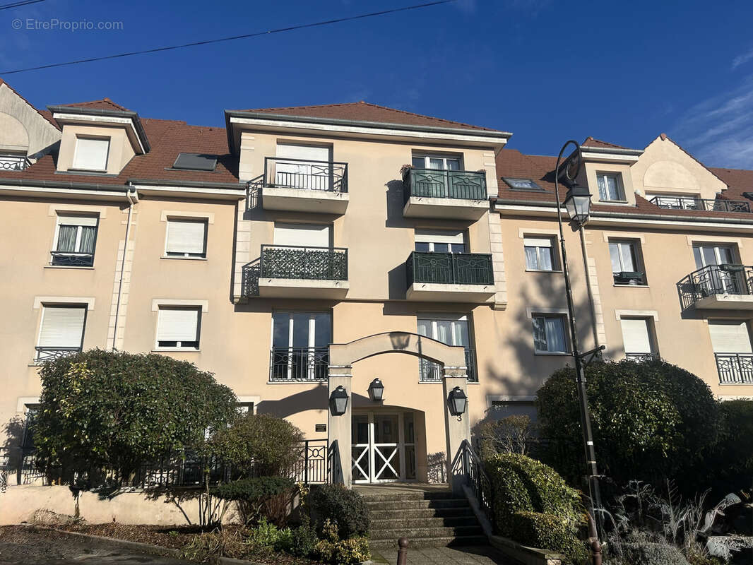 Appartement à CLAYE-SOUILLY