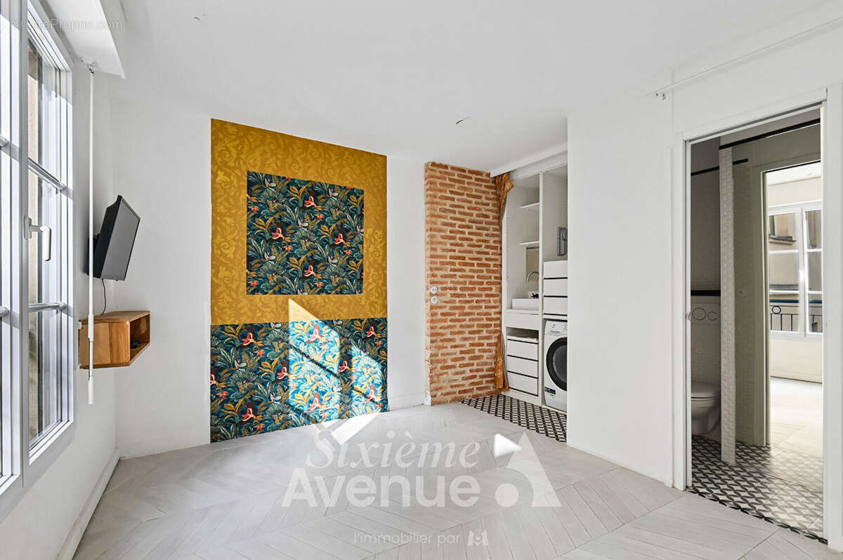 Appartement à PARIS-2E