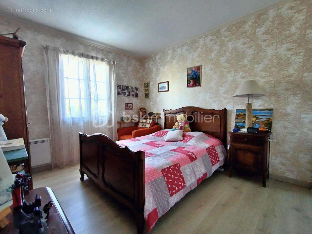 Maison à VAUX-SUR-MER