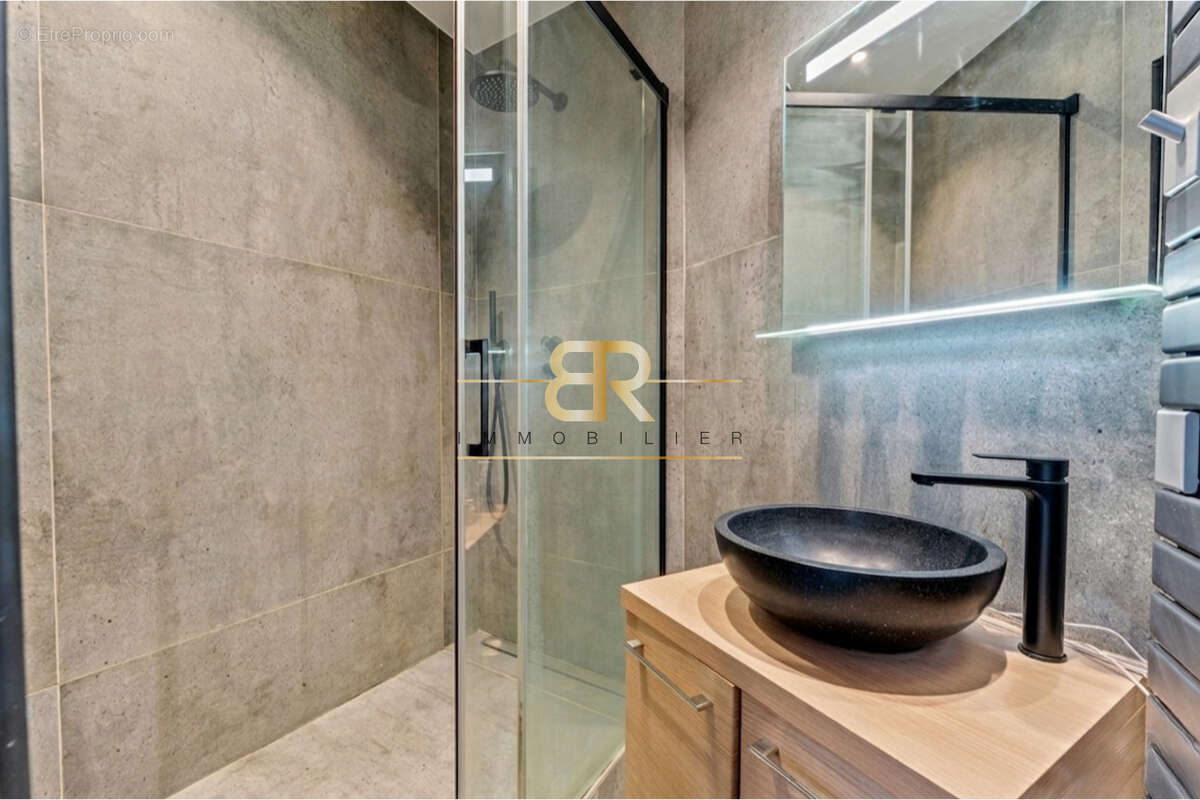 Appartement à SAINT-MANDE