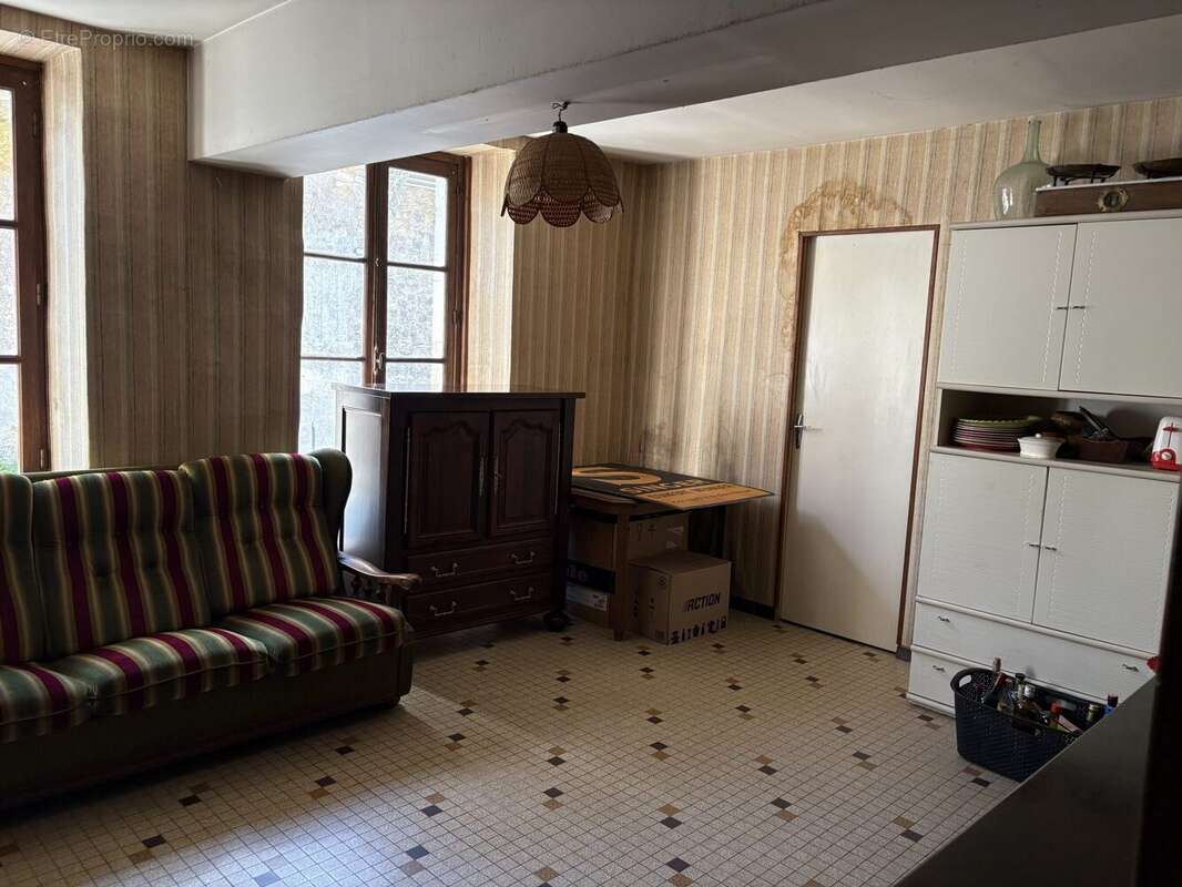 Maison 100 m² à Aillieres-Beauvoir  - photo 4
