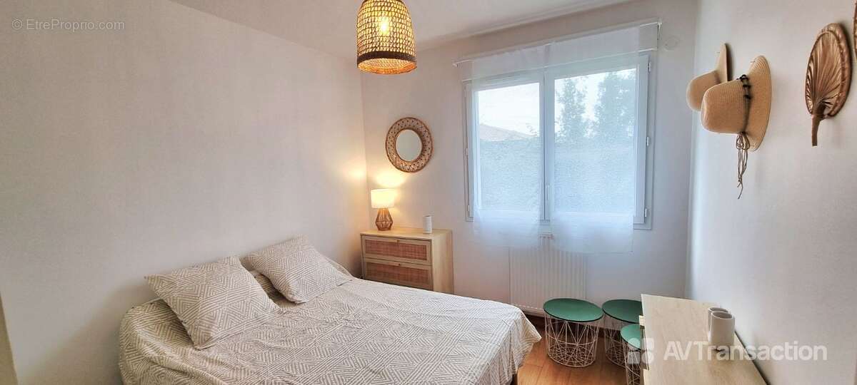 Appartement à ANGRESSE