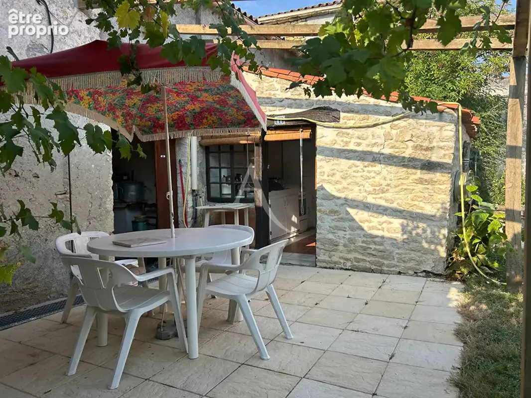 Photo Maison à La Taillee au prix de 95 900€