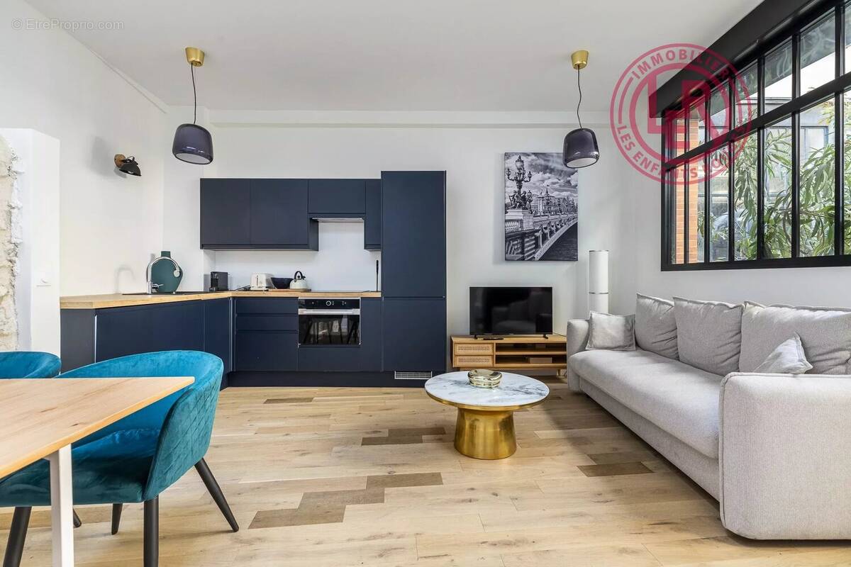 Appartement à PARIS-11E