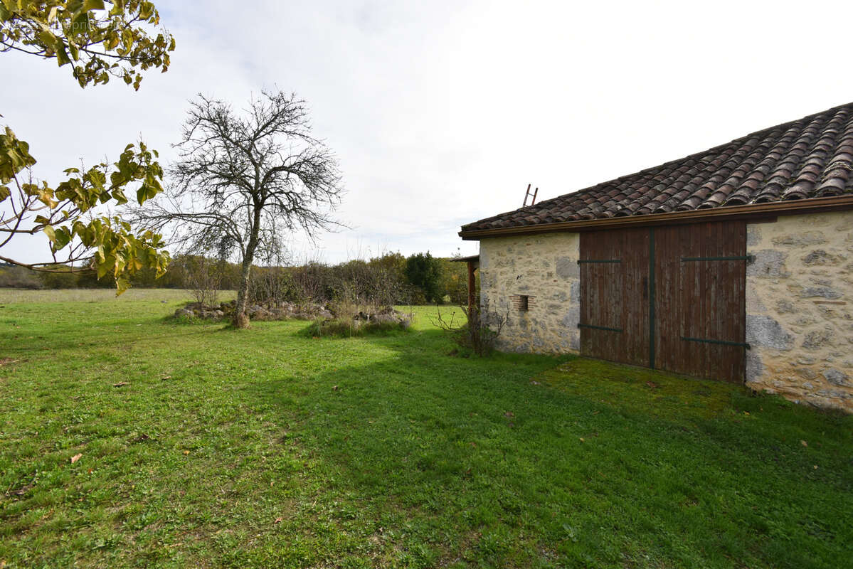 Très belle grange rénovée, piscine et maison d'amis sur 4 ha - photo 22