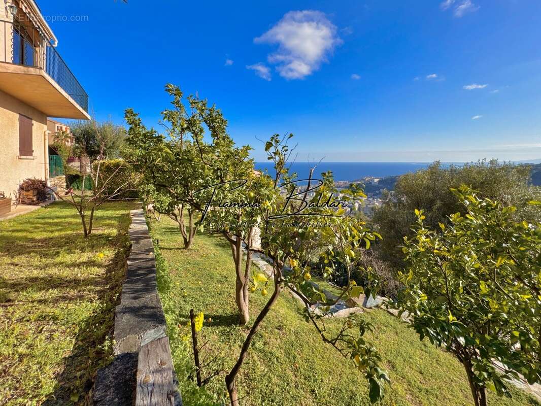 À vendre Maison de charme 5 pièces de 122m², Terrain 1 345m², Vue mer, Ville di Pietrabugno, Haute-Corse (20) - photo 18
