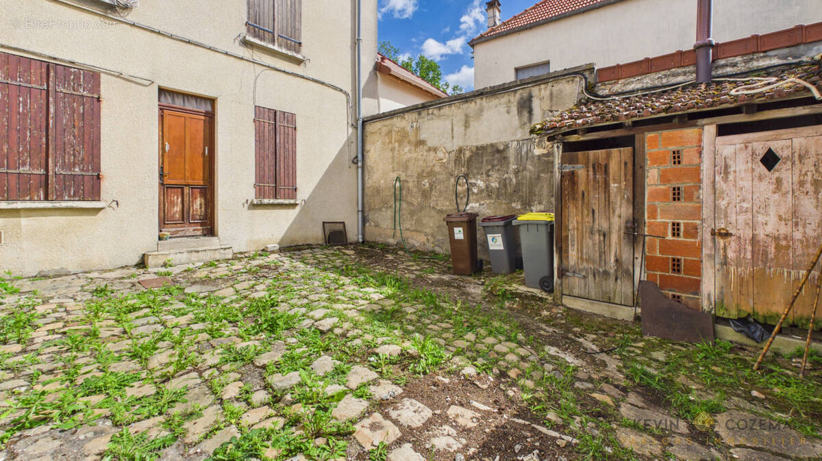 Maison à SAINT-GERMAIN-LES-CORBEIL