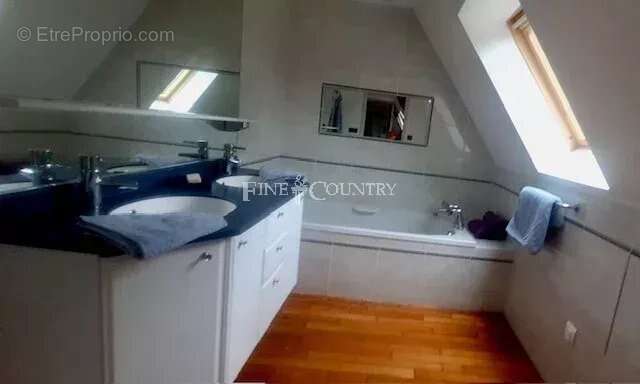 Maison à SAINT-CERE