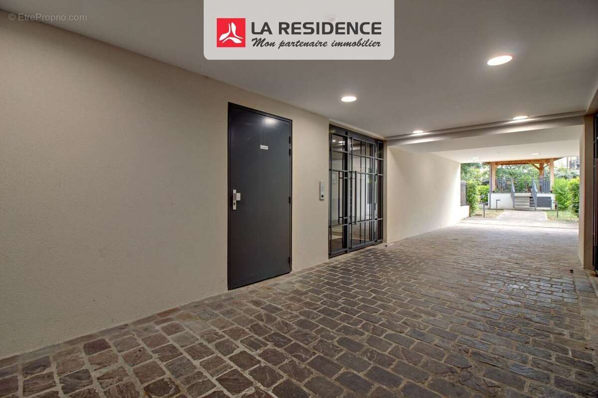 Appartement 24 m² à Poissy  - photo 3