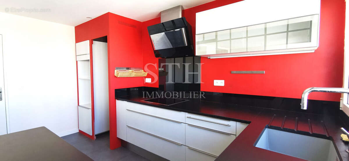 Appartement 110 m² à Paris-15e  - photo 6