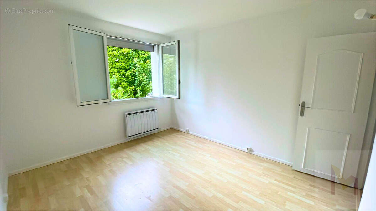 Appartement à NEUILLY-PLAISANCE