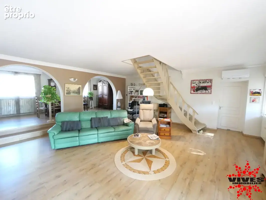 Villa T5 avec double garage, piscine et 2,8 hectares de terrain  Un cadre de vie exceptionnel - photo 5