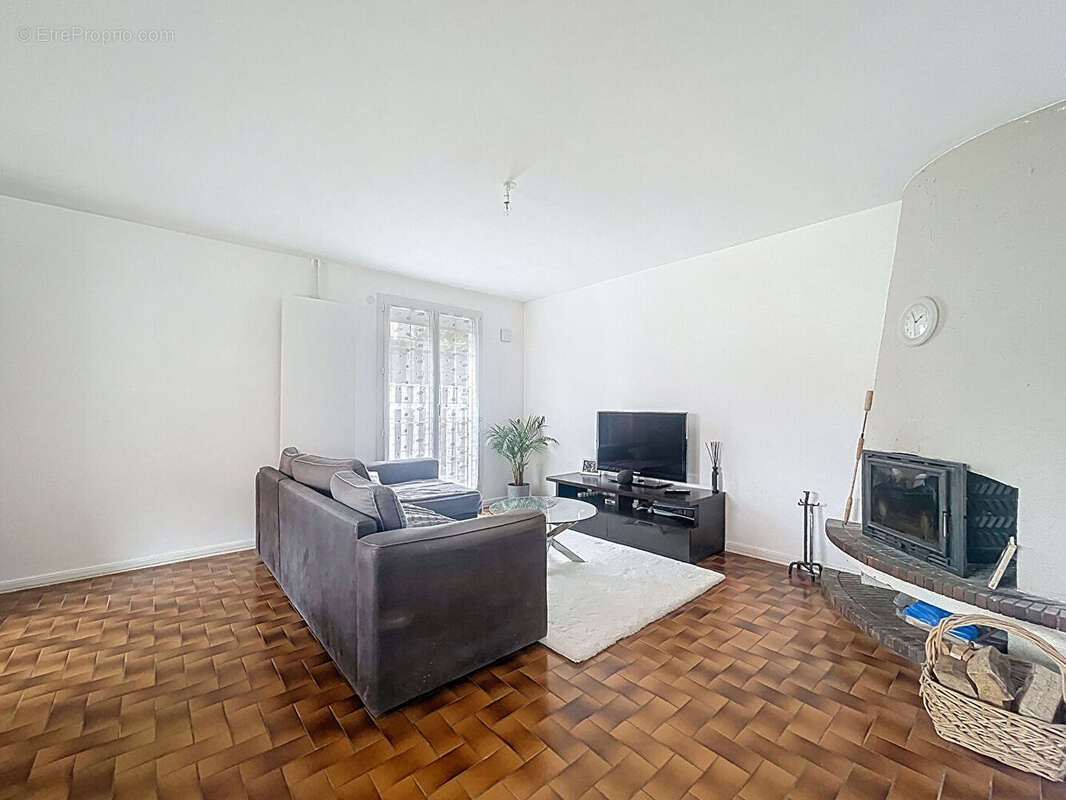 Maison à EPINAY-SOUS-SENART