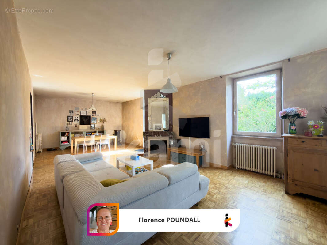 Moras-en-Valloire, maison de 226 m2 avec 6 chambres sur terrain avec pisicne - photo 6