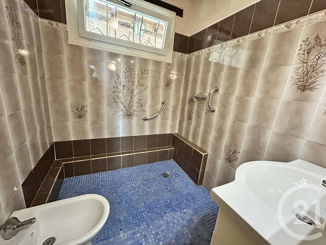 Maison à SAINT-DENIS-DE-PILE