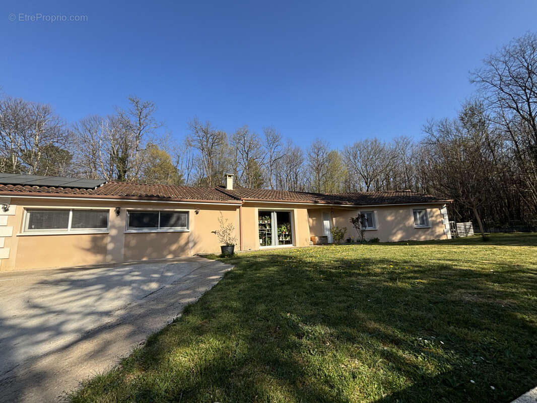 Maison à RAZAC-SUR-L'ISLE