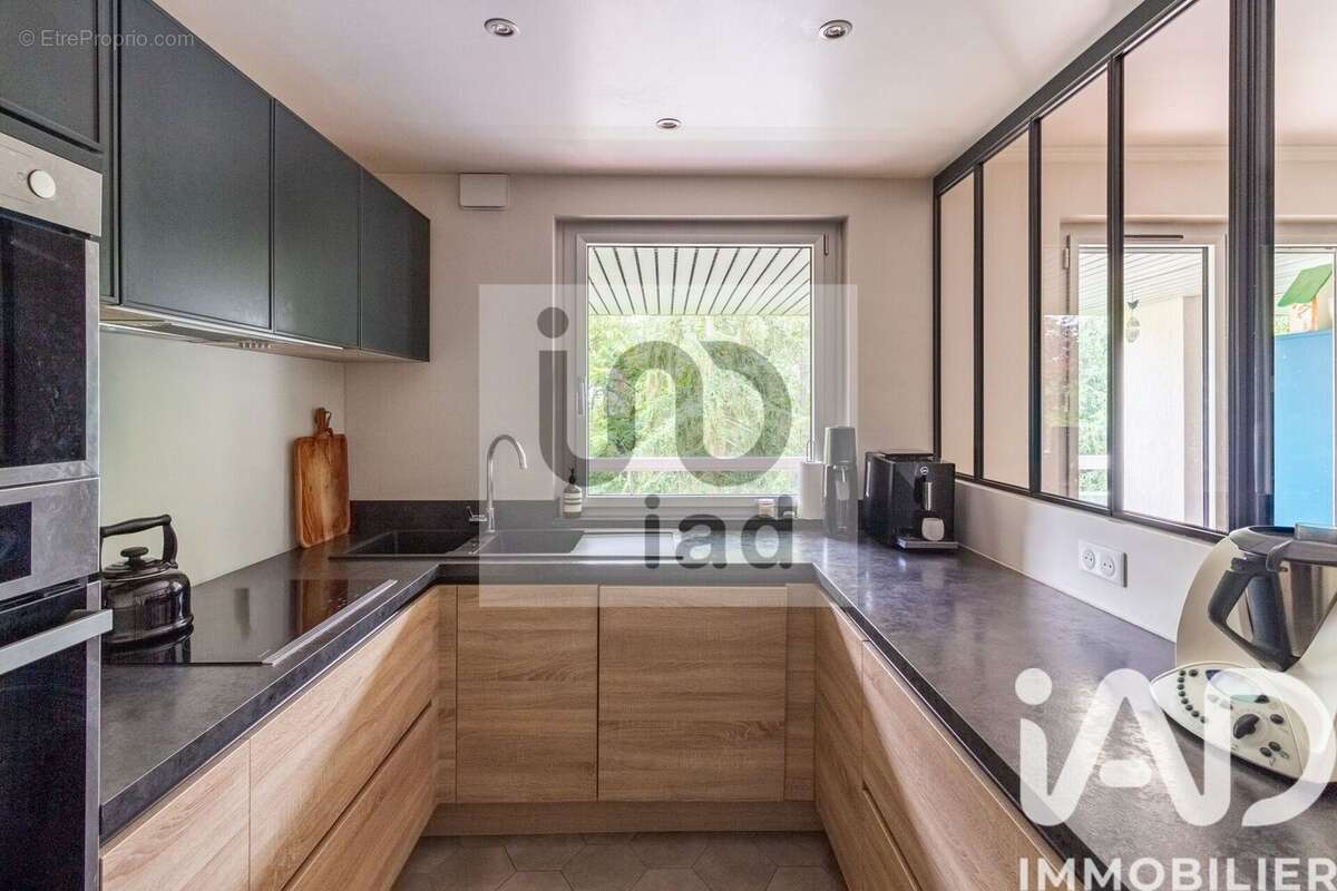 Photo 8 - Appartement à LE PECQ