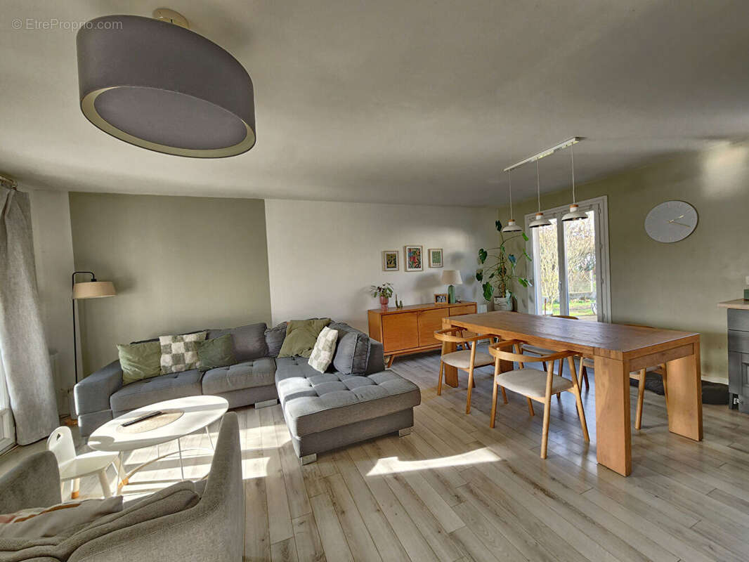 Maison à LE PIAN-MEDOC