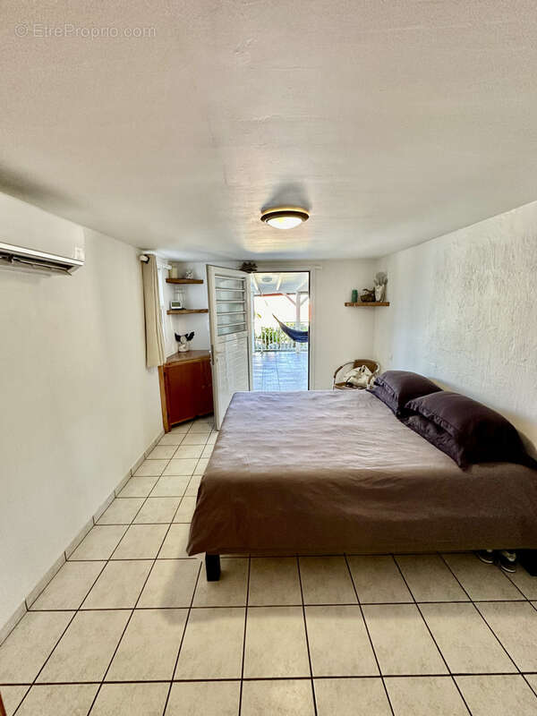 Maison à CAPESTERRE-BELLE-EAU