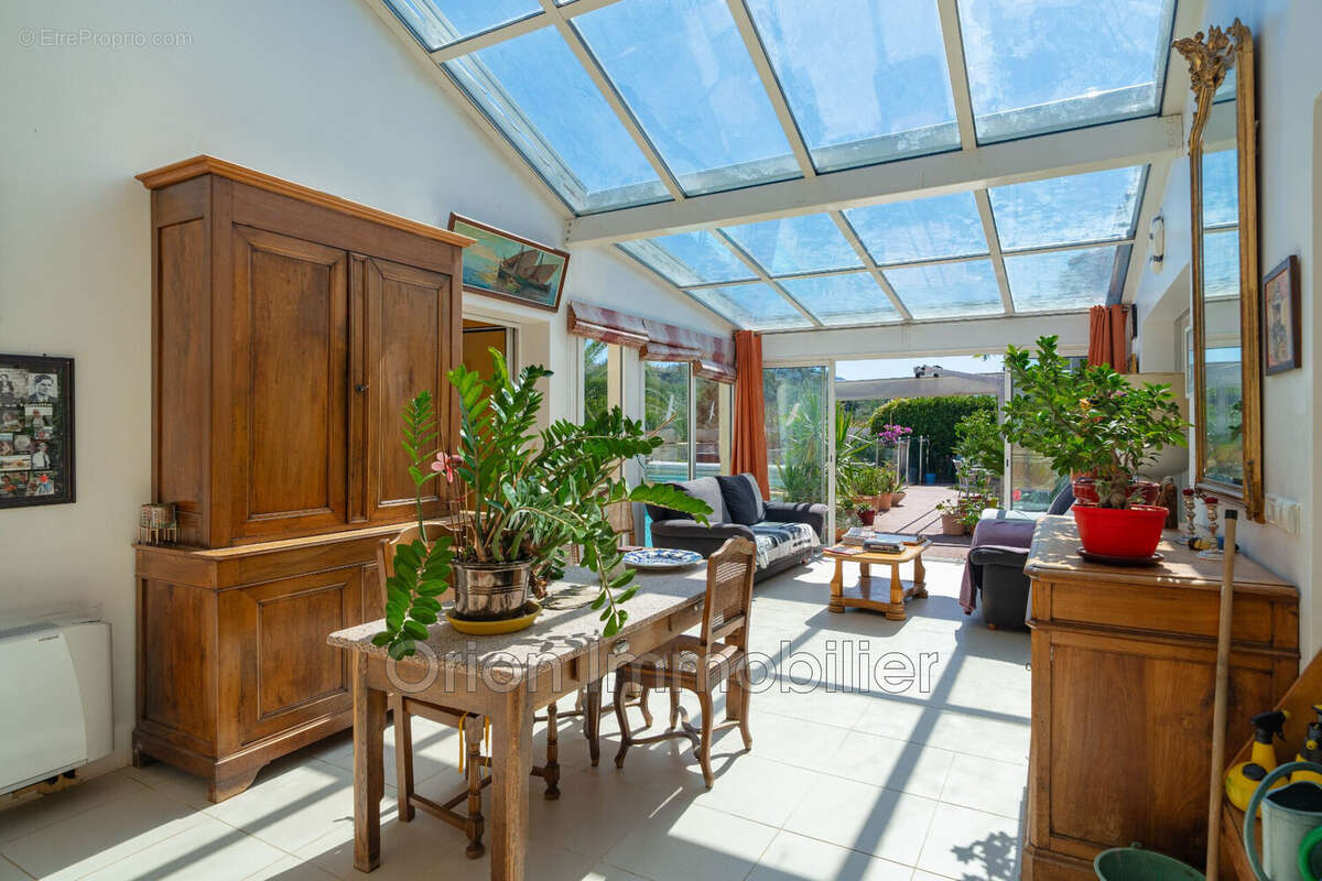 Maison à MANDELIEU-LA-NAPOULE