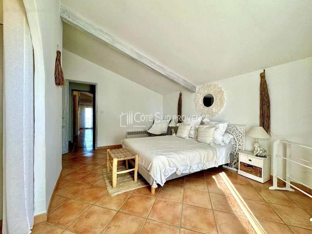 Maison à MAZAN