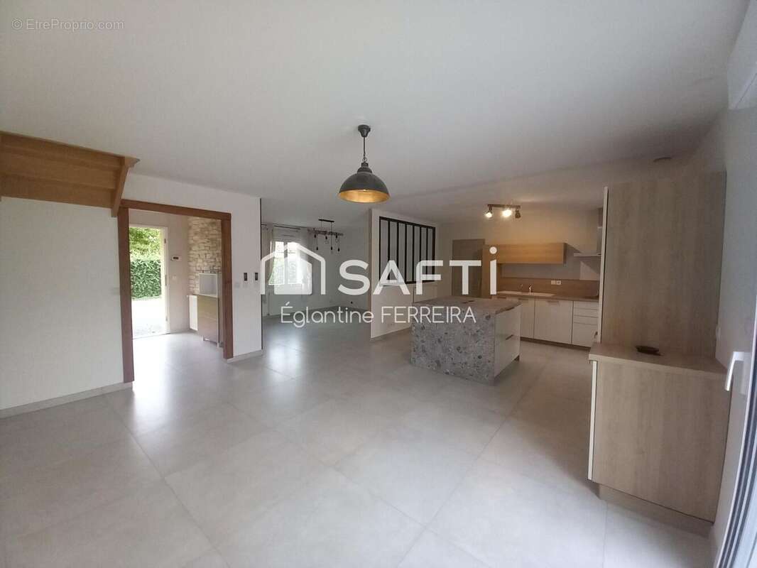 Photo 2 - Maison à ARDENTES