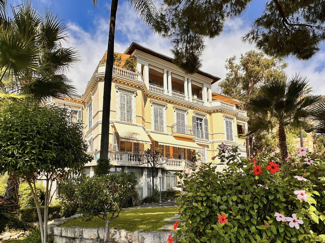 Appartement à MENTON