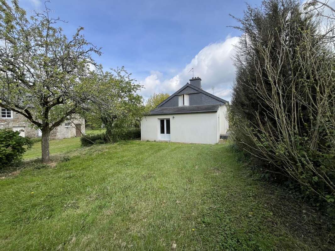 Maison à LAURENAN