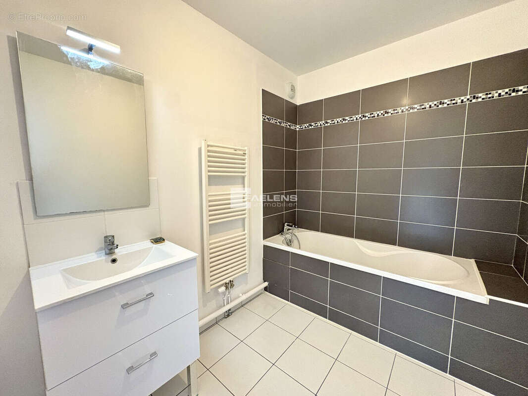 Appartement 76 m² à Faches-Thumesnil  - photo 7