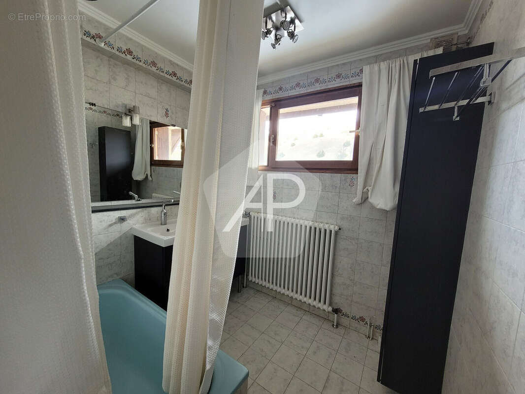 Maison 267 m² à Saint-Chaffrey  - photo 8