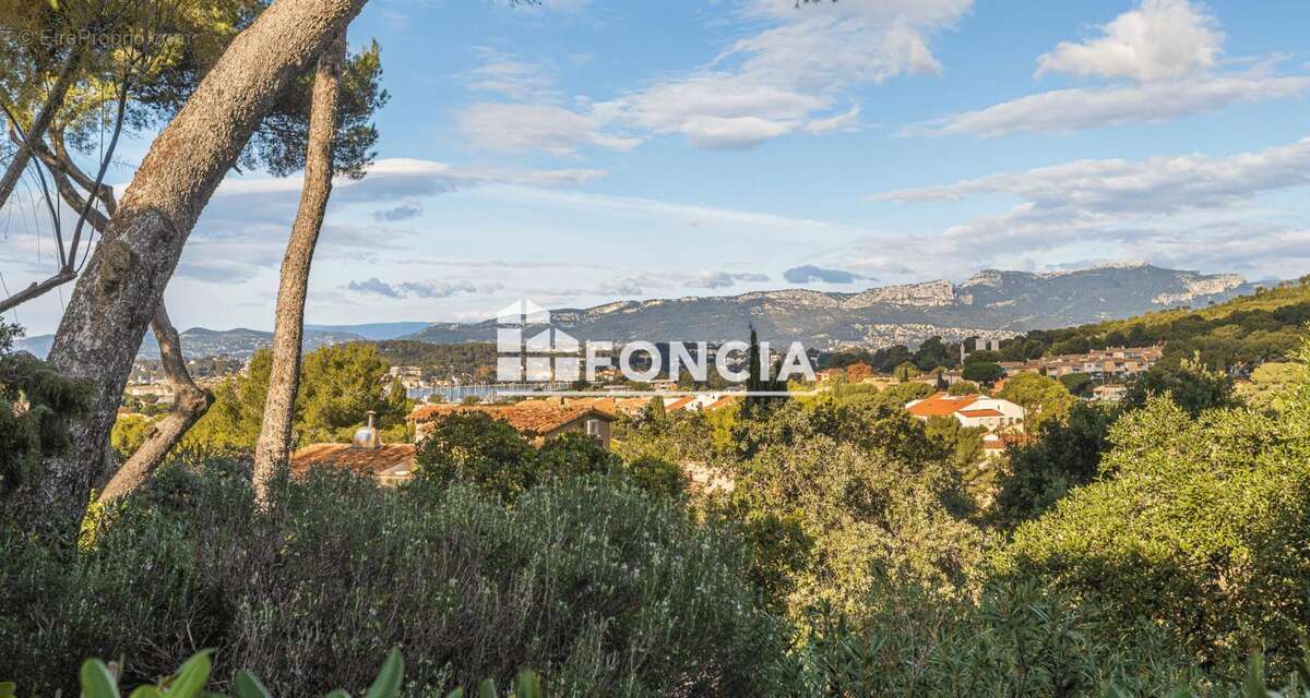 Appartement à SAINT-MANDRIER-SUR-MER