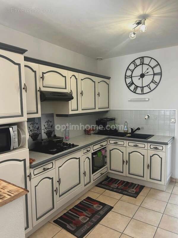 Maison à SAINT-SORNIN-LEULAC