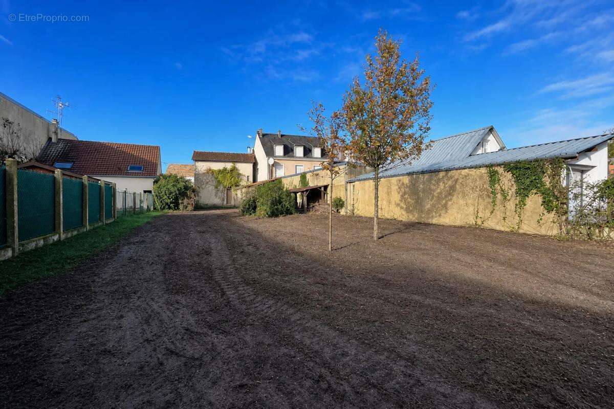 Maison au Mans sur terrain de 839 m² - photo 5