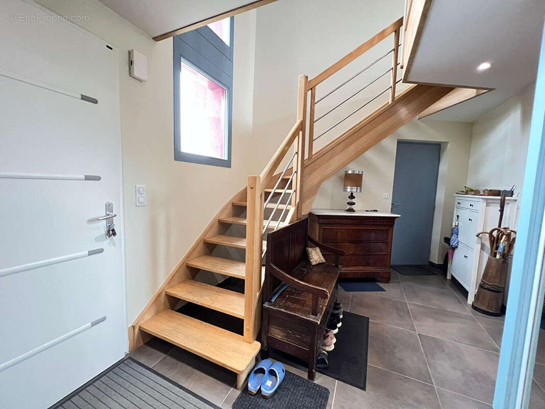 Maison à CHAVANNES-SUR-SURAN