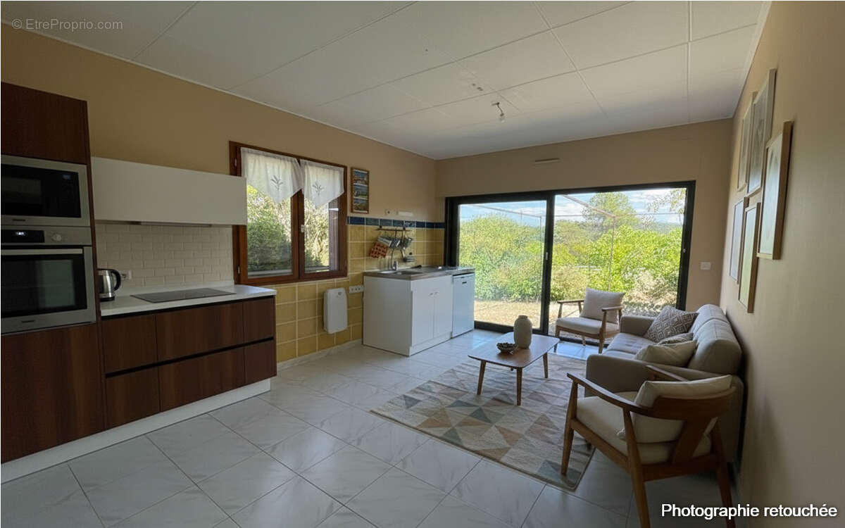 Maison à ESPARRON-DE-VERDON