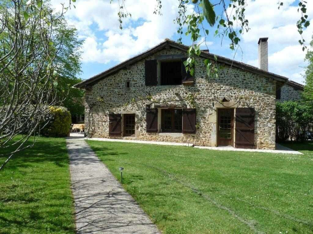 Maison à CHASSENEUIL-SUR-BONNIEURE