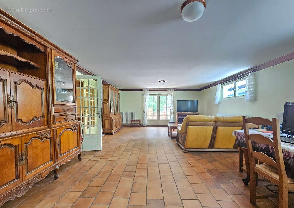 Maison 322m² à roullet-saint-estèphe - photo 16