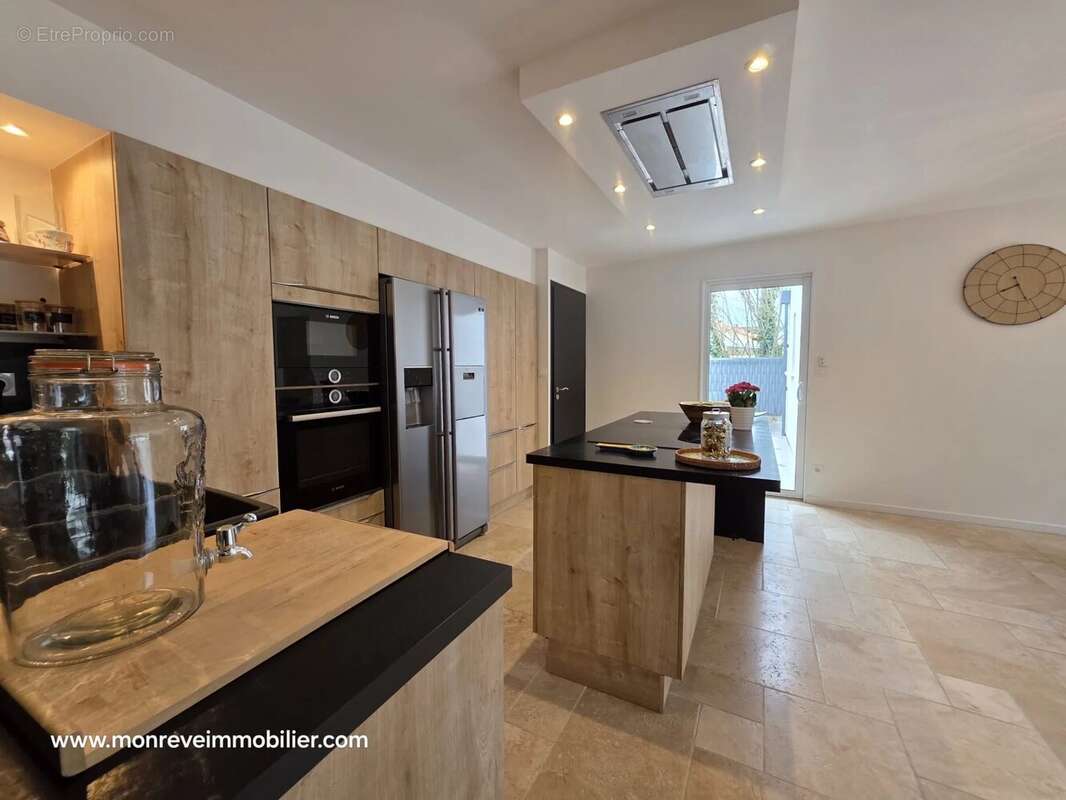 Maison à BOUGUENAIS