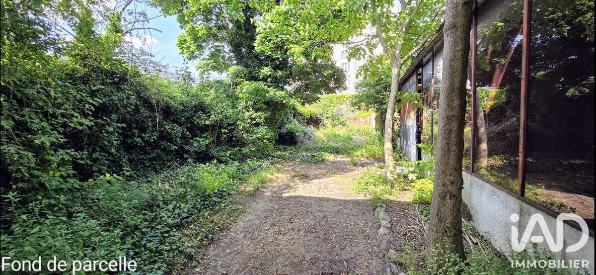 Photo 1 - Terrain à GENNEVILLIERS