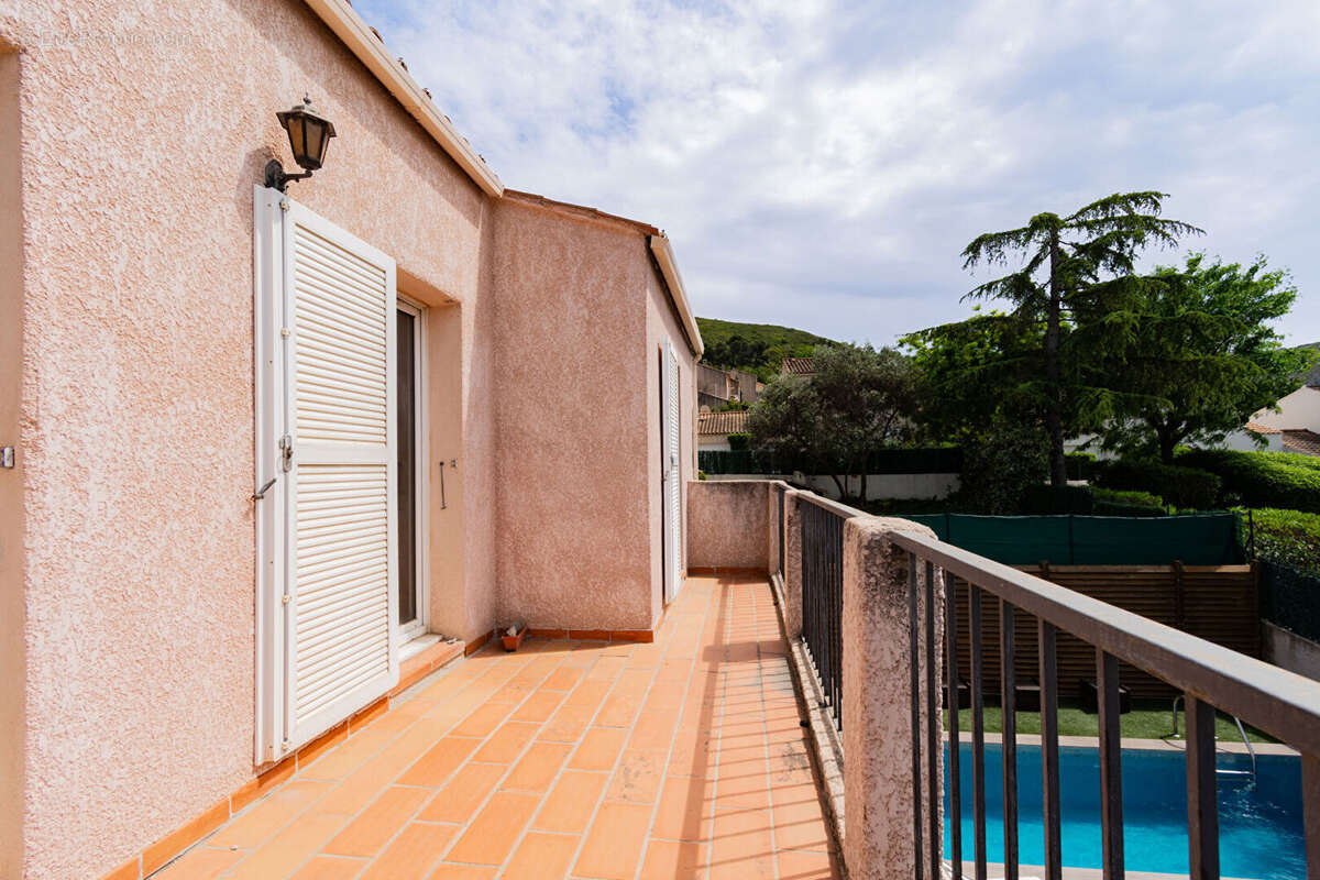 Maison à MARSEILLE-10E