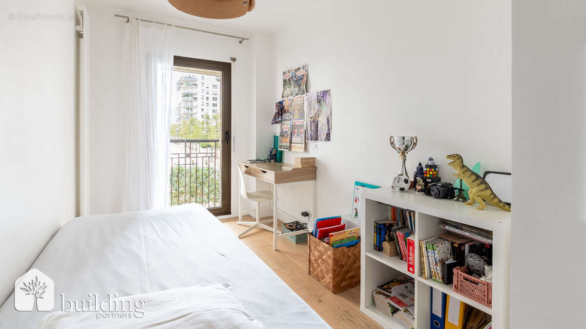 Appartement à LEVALLOIS-PERRET