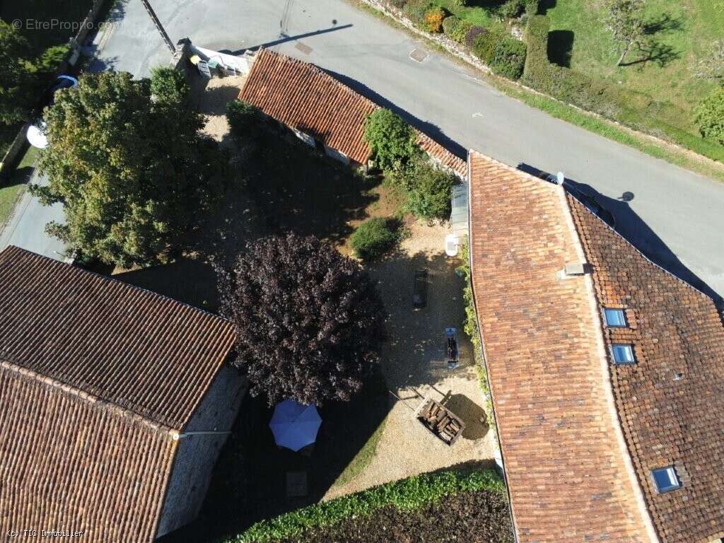 Maison à VERTEUIL-SUR-CHARENTE