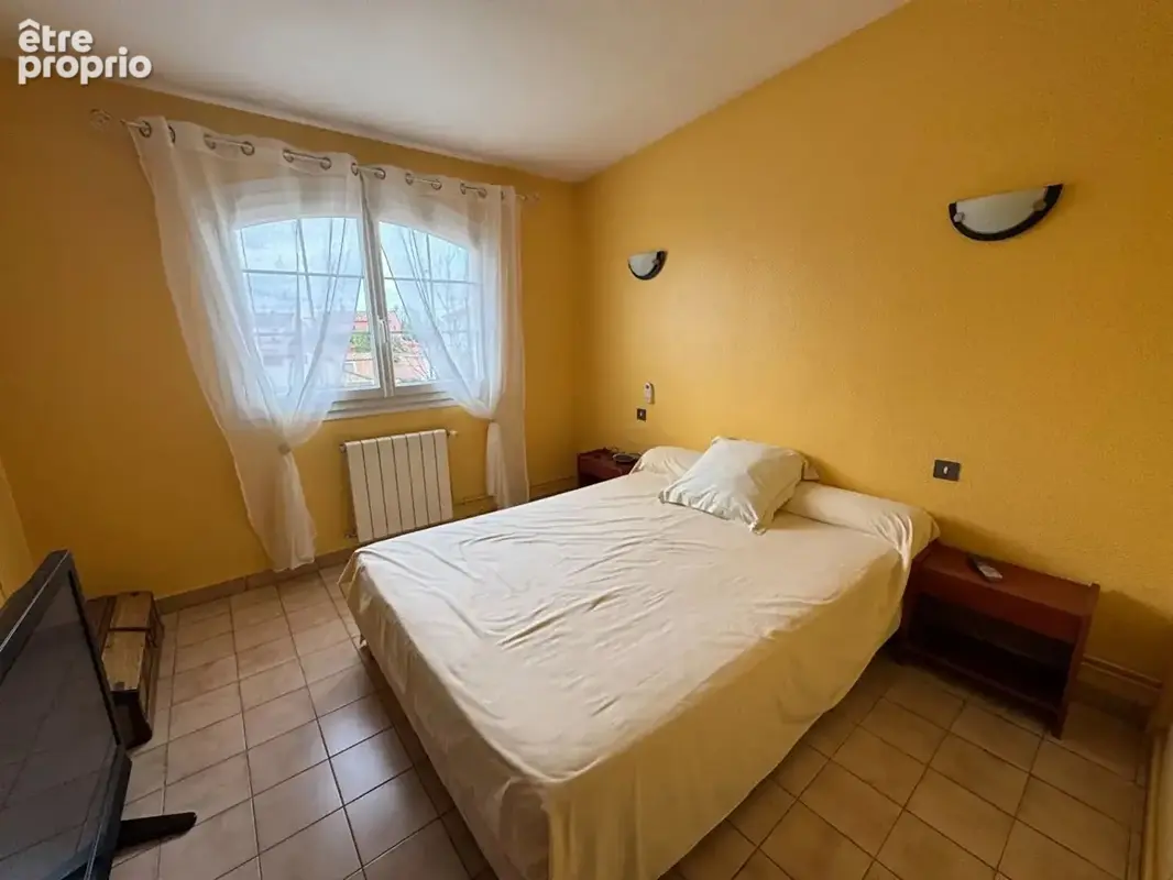 Villa 3 faces de 122 m² avec piscine - photo 11