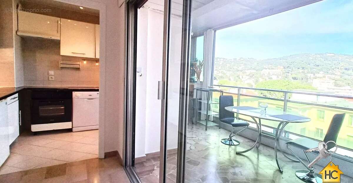 Appartement à CANNES