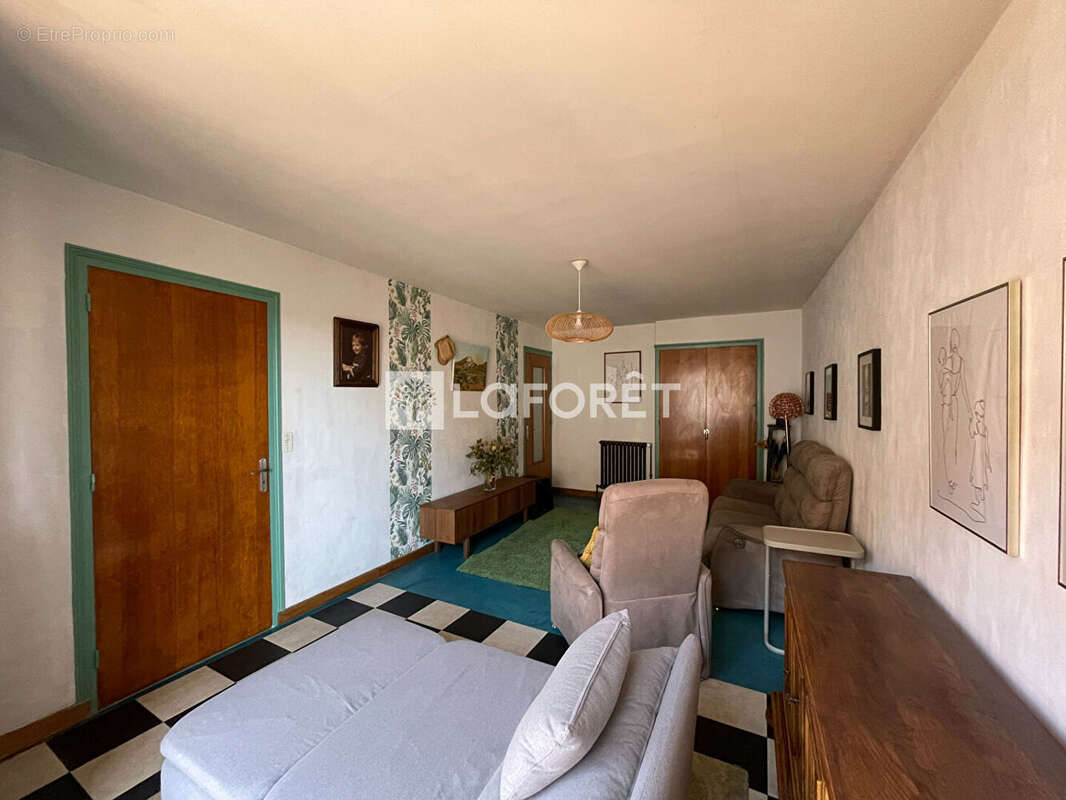 Maison à CLAIRVAUX-LES-LACS