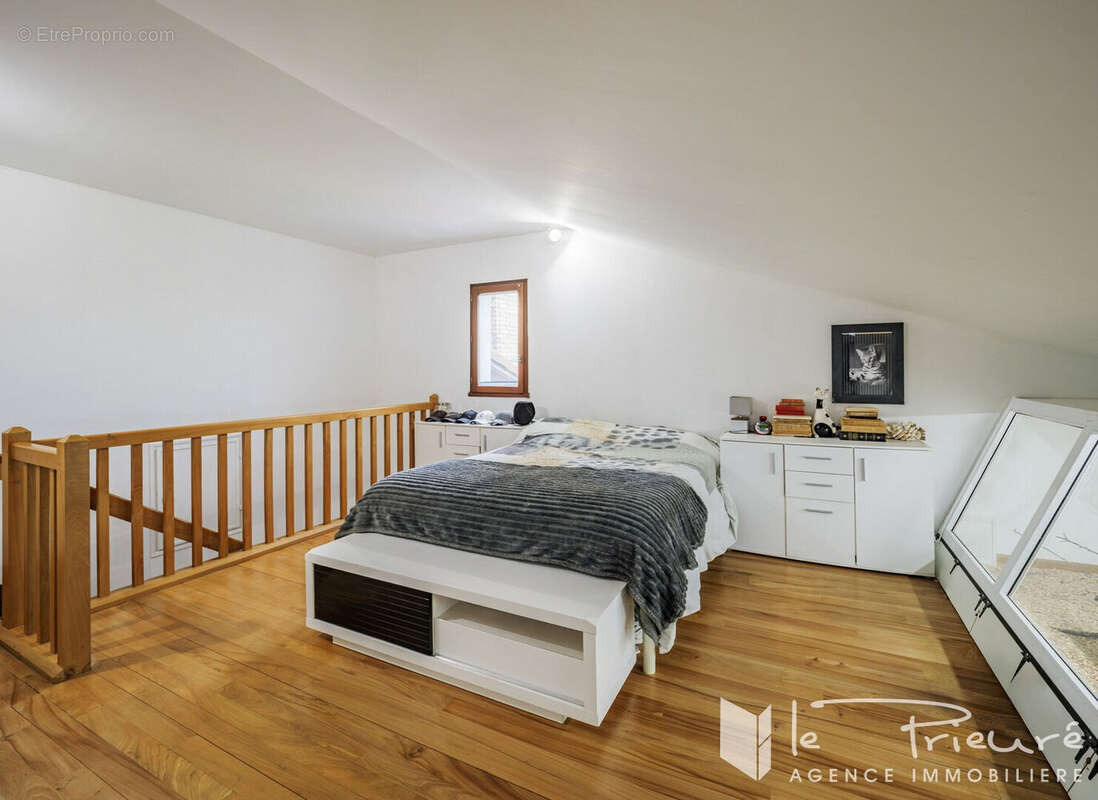 Maison familiale avec piscine et grand terrain arboré sur l'axe Réalmont-Graulhet - photo 10