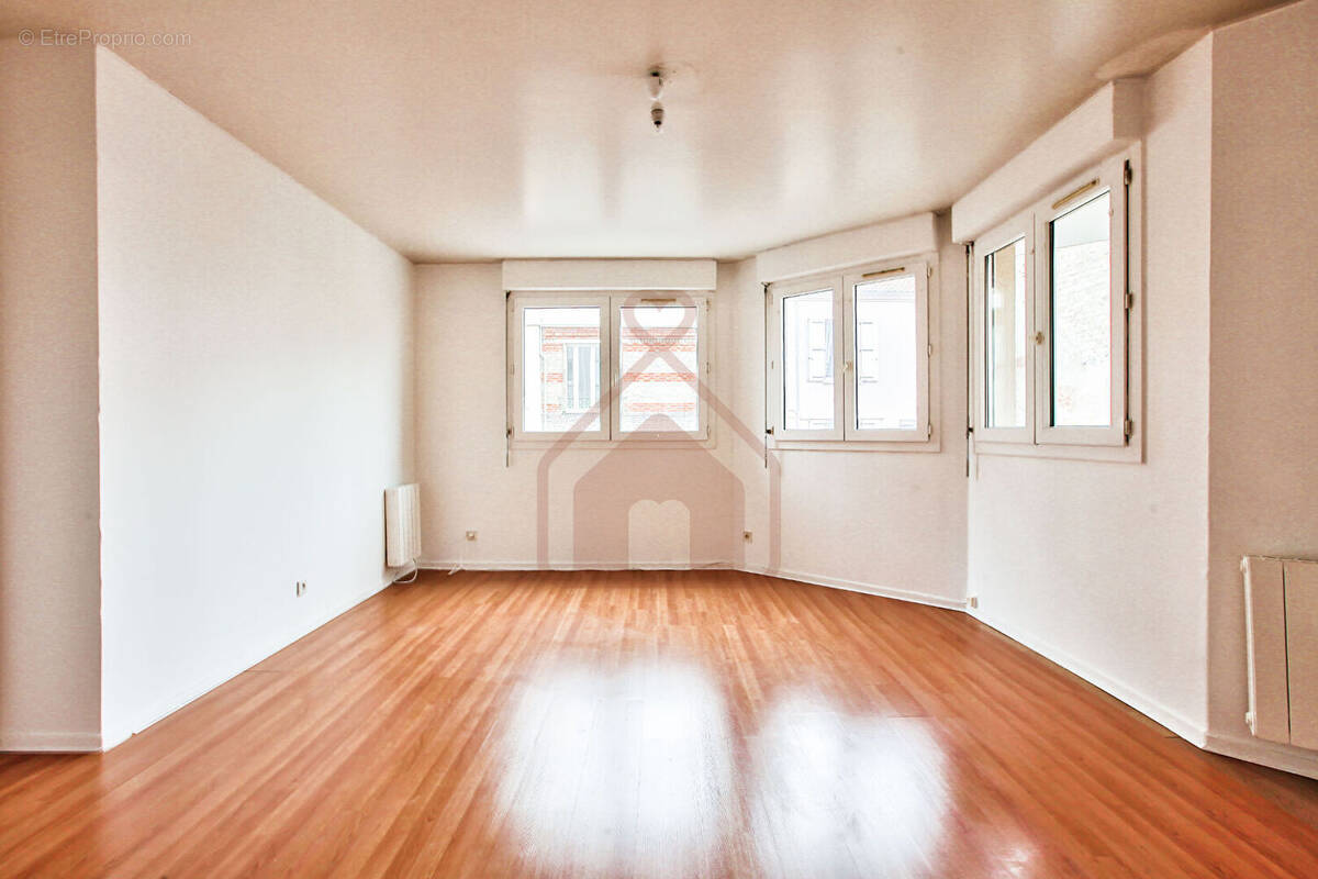 Appartement à LE KREMLIN-BICETRE